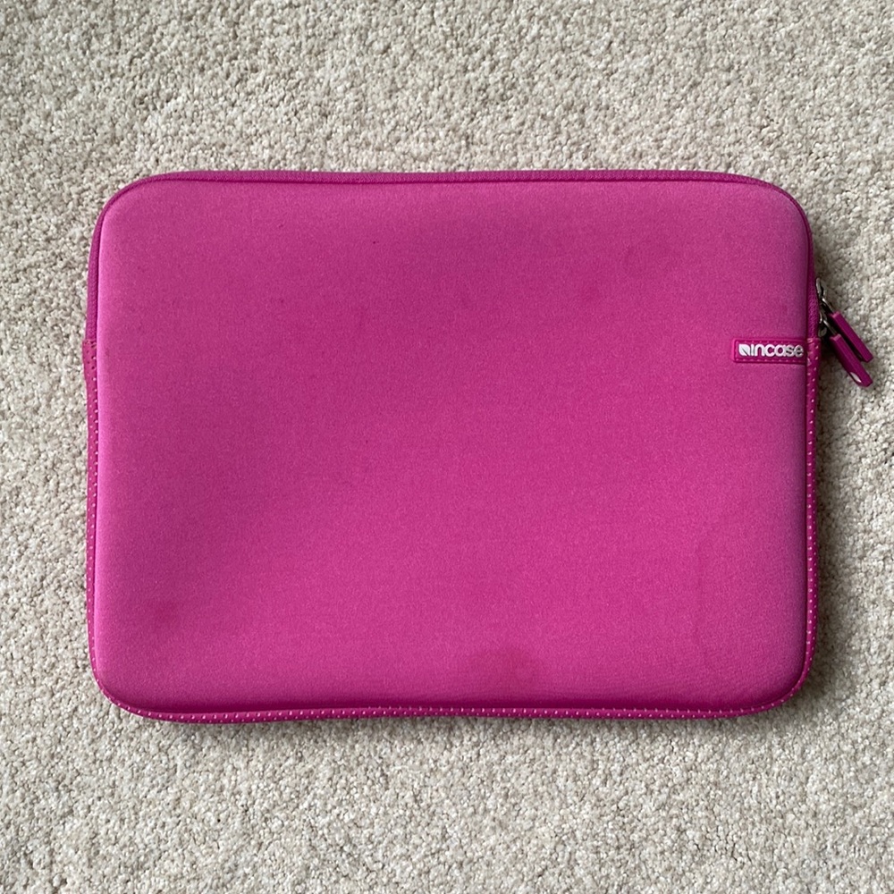 Incase Laptop Case